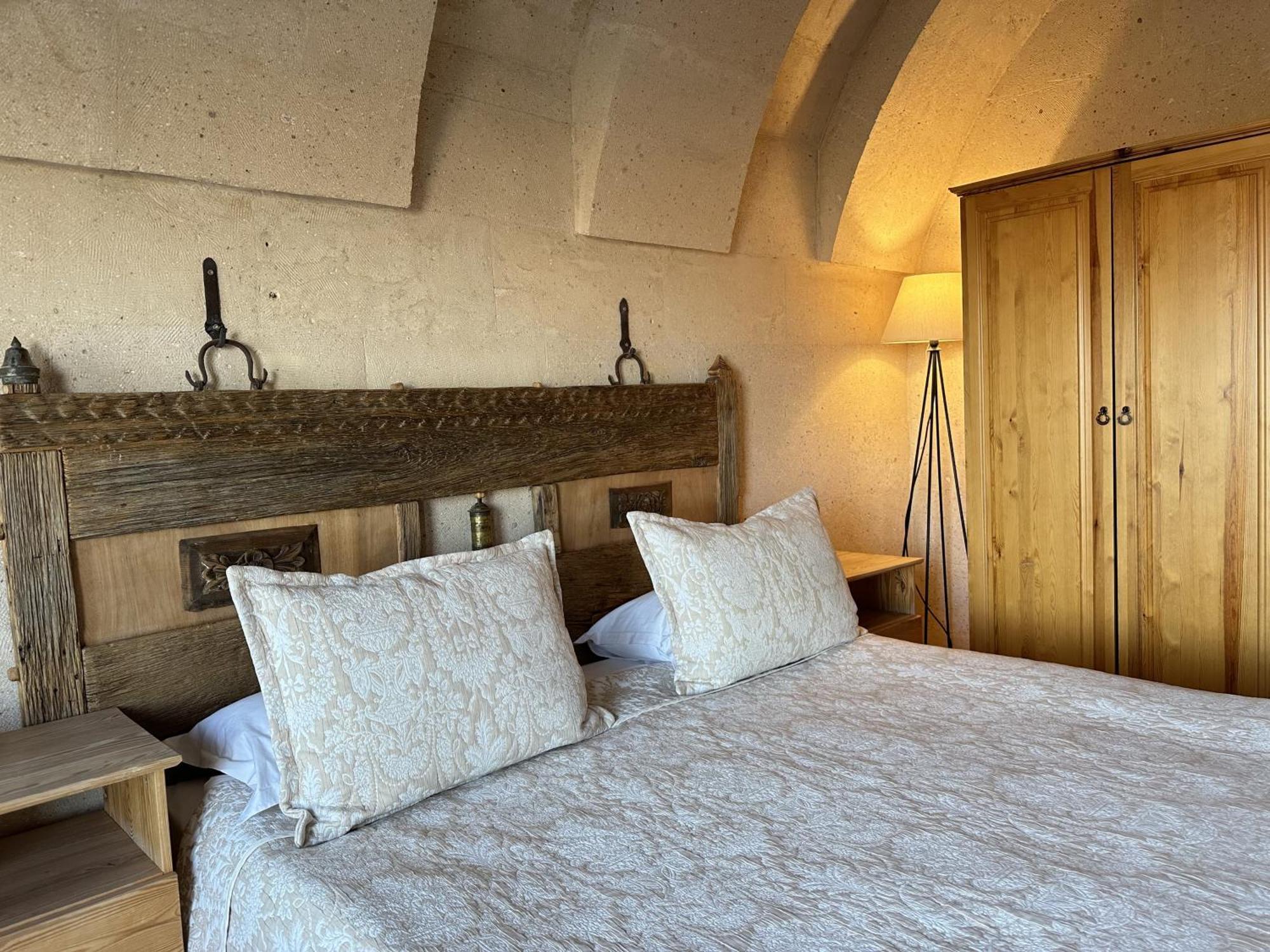 Kistar Cave Hotel Ючхисар Екстериор снимка