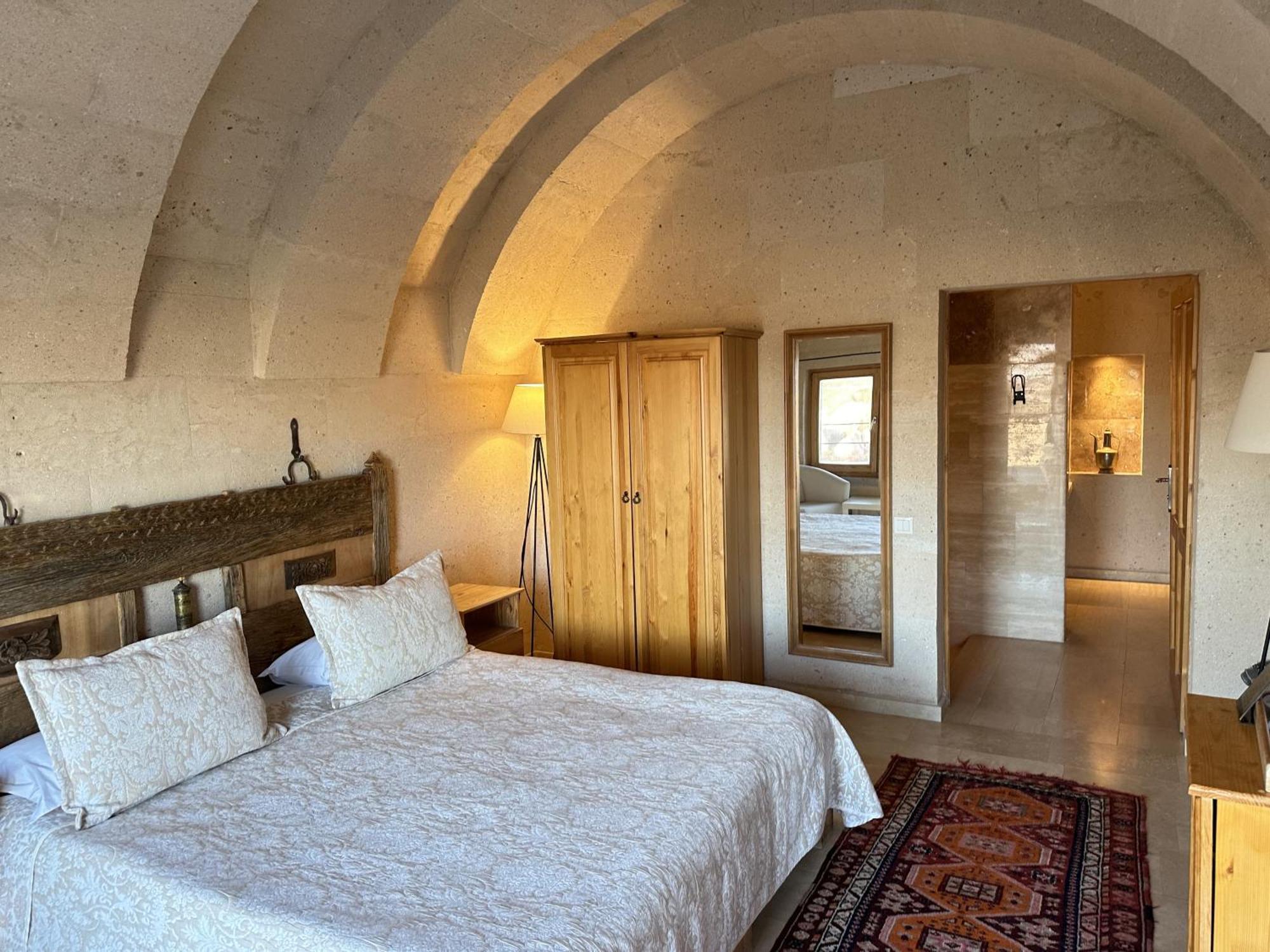 Kistar Cave Hotel Ючхисар Екстериор снимка
