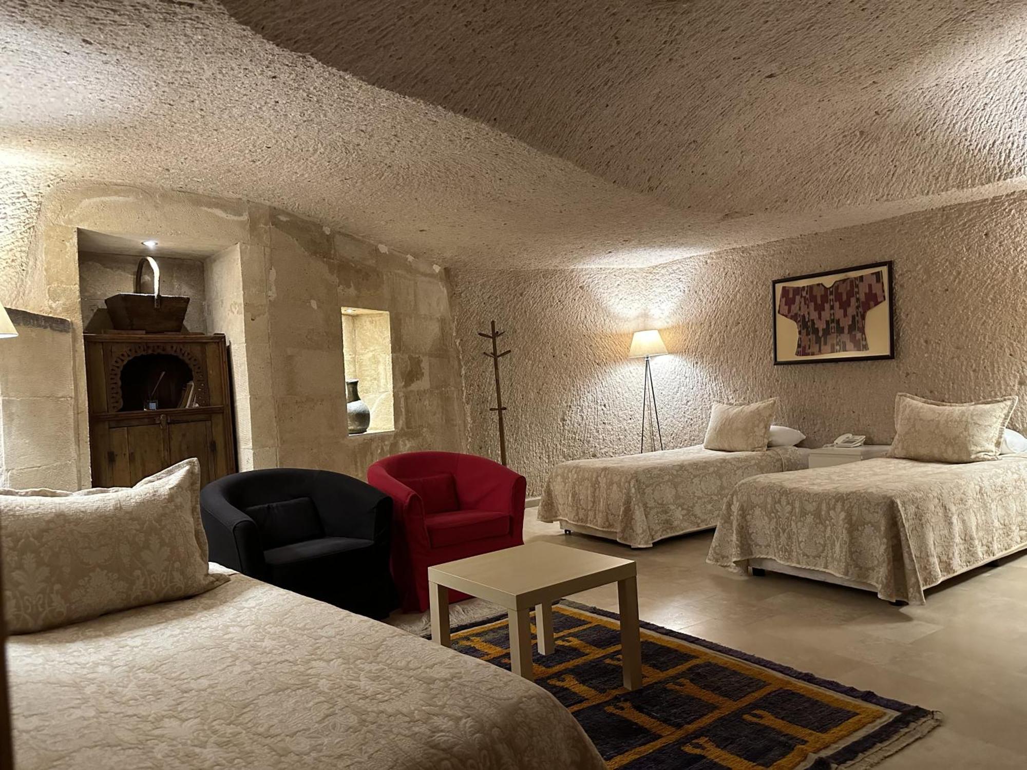 Kistar Cave Hotel Ючхисар Екстериор снимка