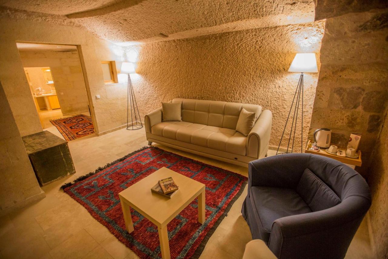 Kistar Cave Hotel Ючхисар Екстериор снимка